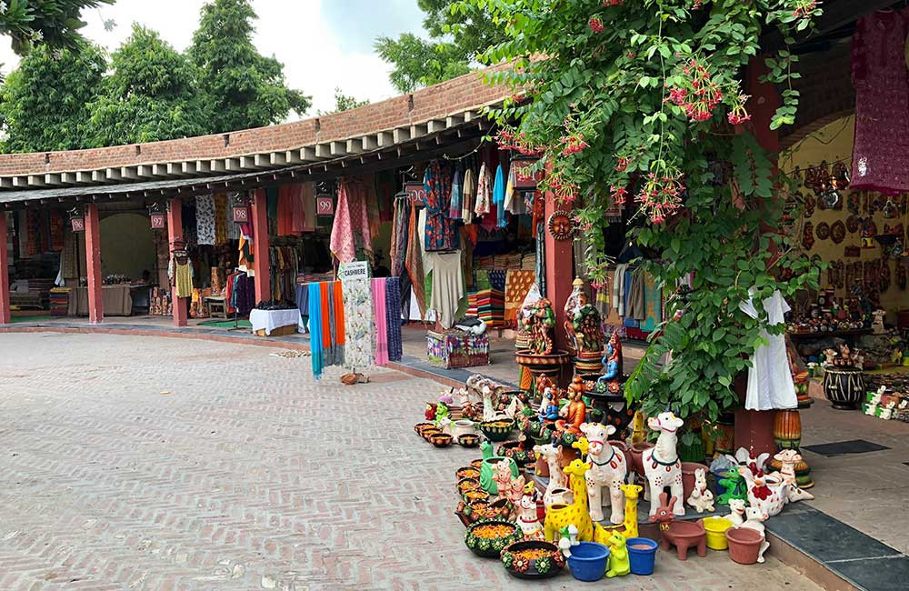 Dilli Haat INA