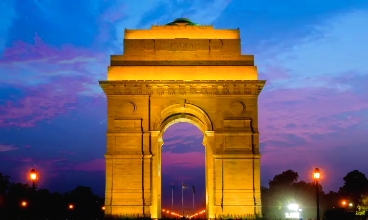 India Gate Delhi visiting time, location, entry fee, parking and events